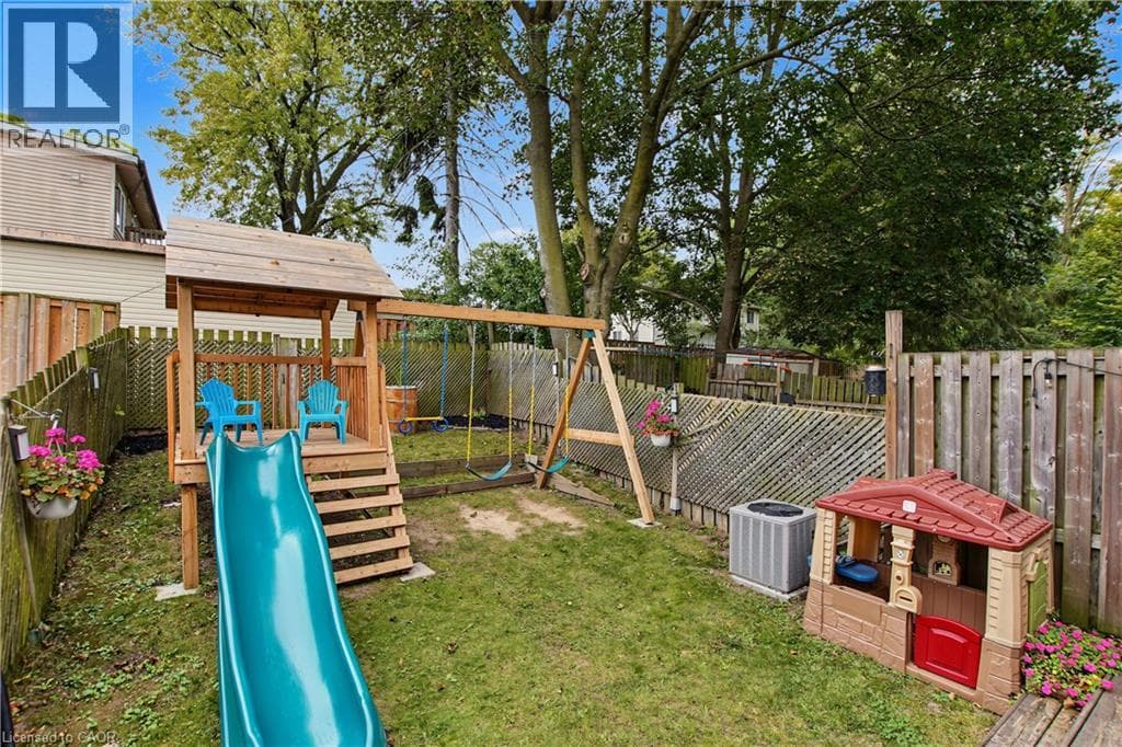 Townhouse for sale at 9 GREENBROOK Drive, Meinzinger Park-Lakeside, Kitchener, Ontario, photo 32
