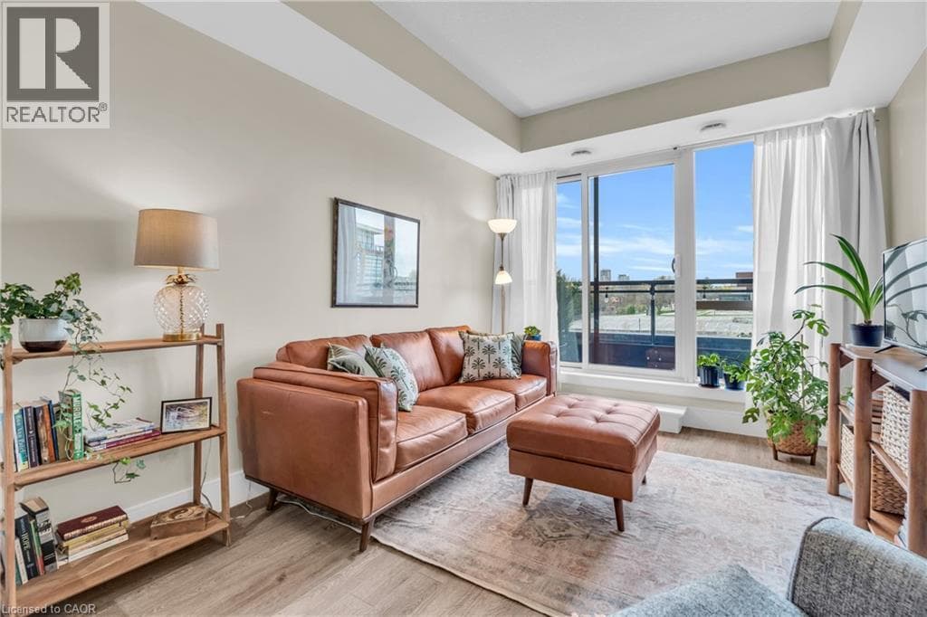 Apartment for sale at 155 ST. LEGER Street Unit# 412, Mt. Hope Huron Park, Kitchener, Ontario, photo 3