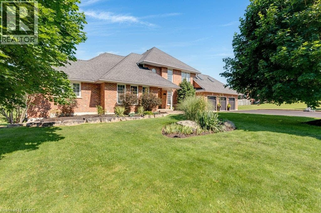 Detached for sale at 216 RED MAPLE Court, Branchton, North Dumfries, Ontario, photo 3