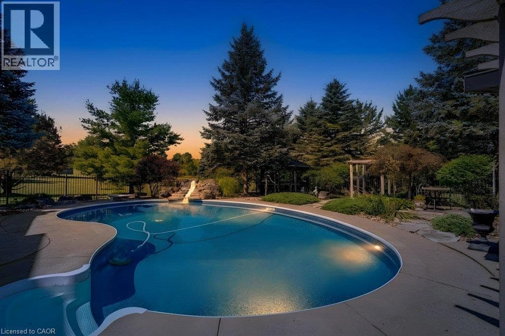 Detached for sale at 216 RED MAPLE Court, Branchton, North Dumfries, Ontario, photo 43