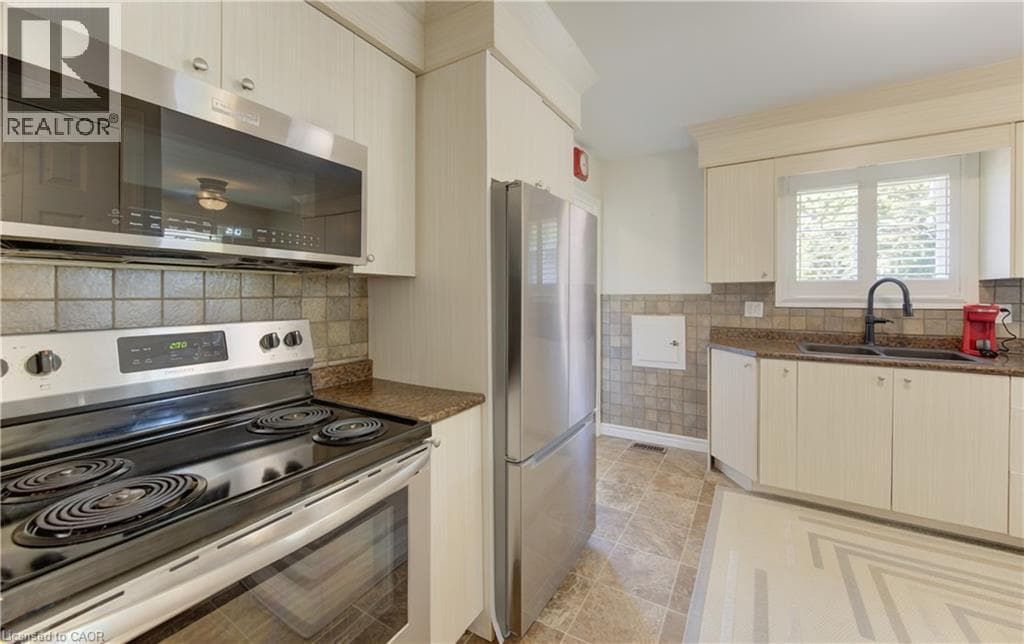 Detached for sale at 144 HOLBORN Drive, Idlewood, Kitchener, Ontario, photo 10