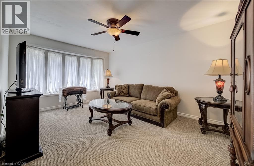 Detached for sale at 144 HOLBORN Drive, Idlewood, Kitchener, Ontario, photo 6