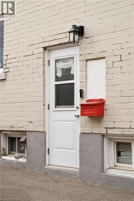 Detached for sale at 69 TALBOT Street, Cherry Hill, Kitchener, Ontario, photo 4