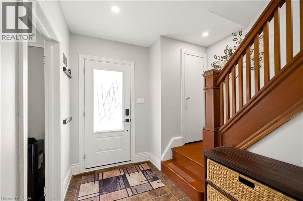 Detached for sale at 69 TALBOT Street, Cherry Hill, Kitchener, Ontario, photo 7
