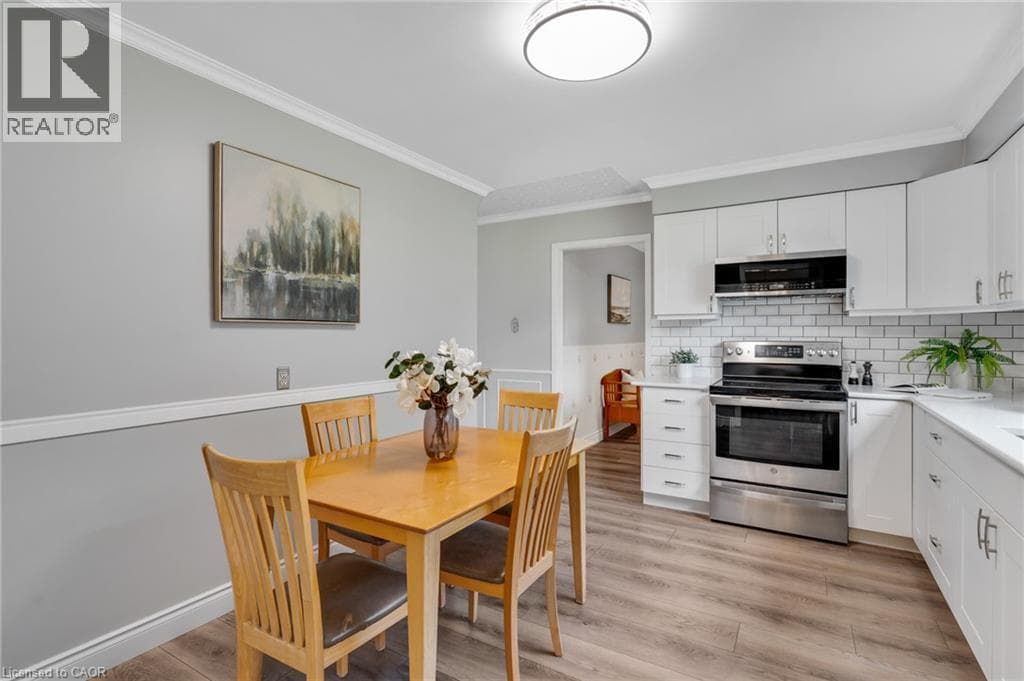 Detached for sale at 8 BLUE SPRUCE Court, Forest Heights, Kitchener, Ontario, photo 18