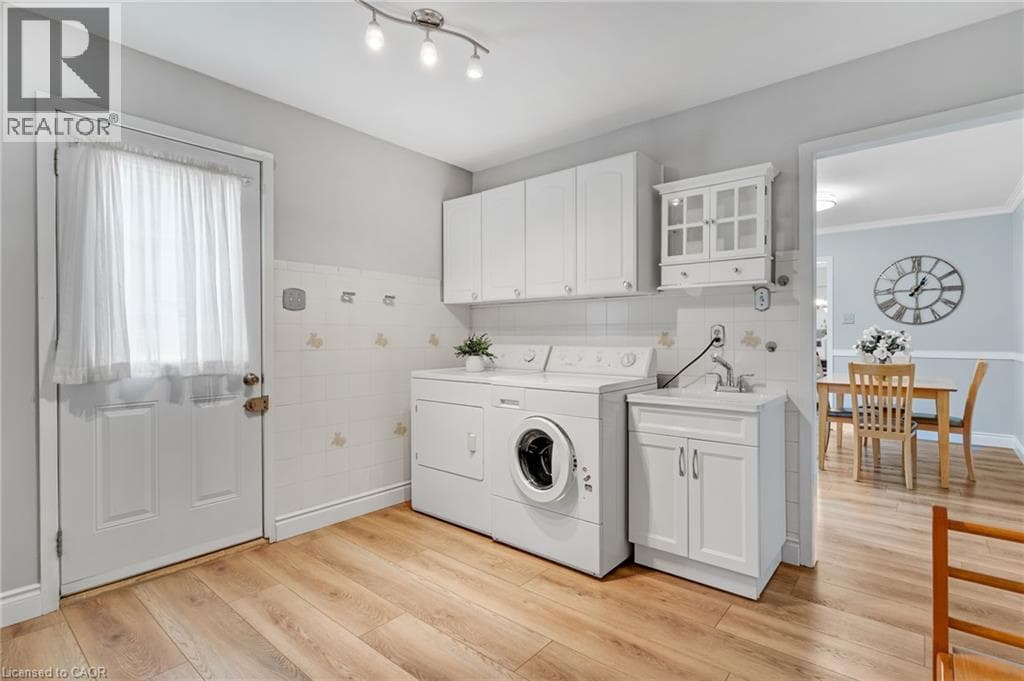 Detached for sale at 8 BLUE SPRUCE Court, Forest Heights, Kitchener, Ontario, photo 24
