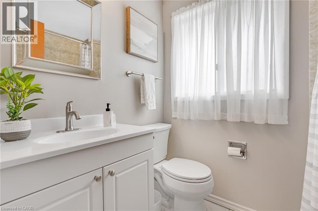 Detached for sale at 8 BLUE SPRUCE Court, Forest Heights, Kitchener, Ontario, photo 32
