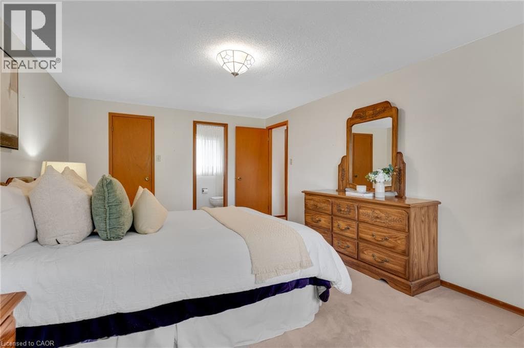 Detached for sale at 8 BLUE SPRUCE Court, Forest Heights, Kitchener, Ontario, photo 35