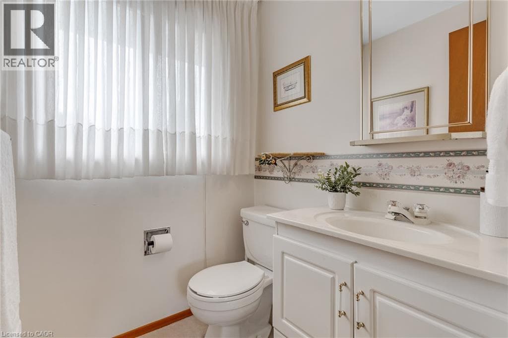 Detached for sale at 8 BLUE SPRUCE Court, Forest Heights, Kitchener, Ontario, photo 36