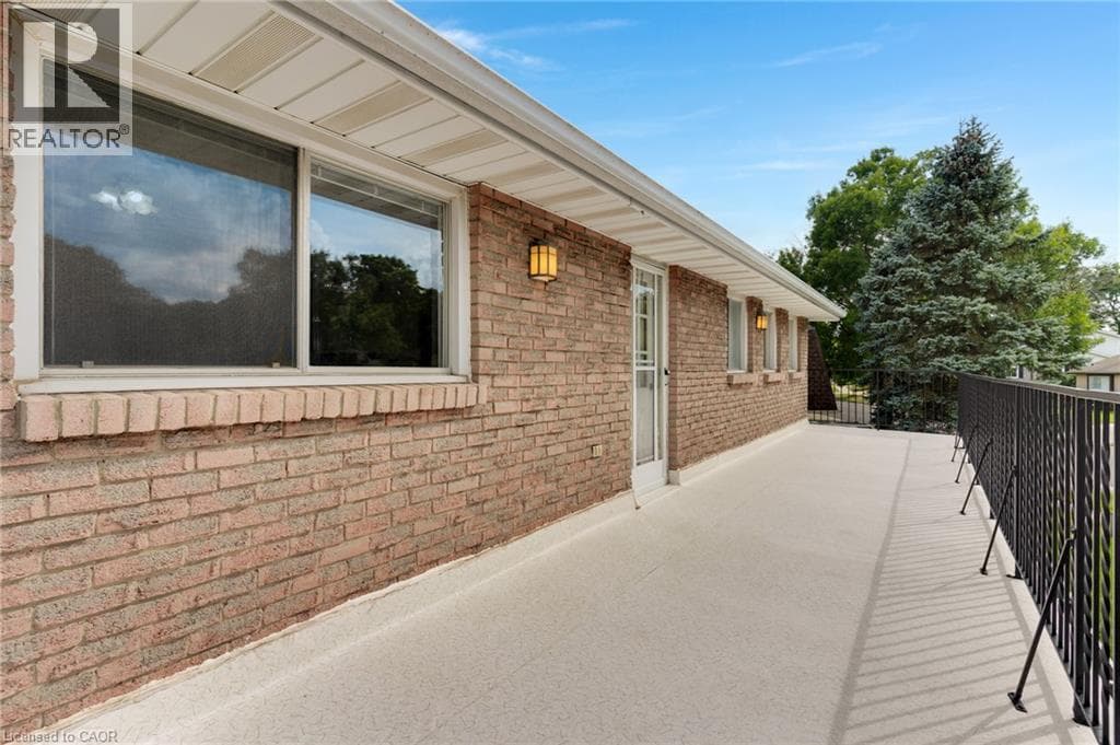 Detached for sale at 8 BLUE SPRUCE Court, Forest Heights, Kitchener, Ontario, photo 37