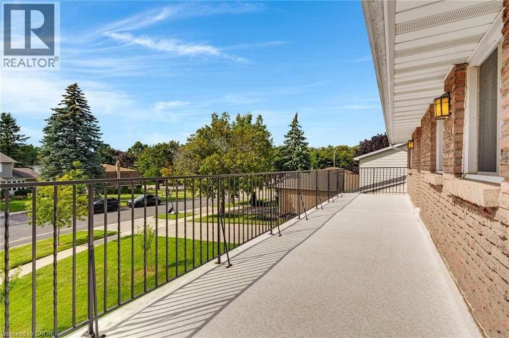 Detached for sale at 8 BLUE SPRUCE Court, Forest Heights, Kitchener, Ontario, photo 38