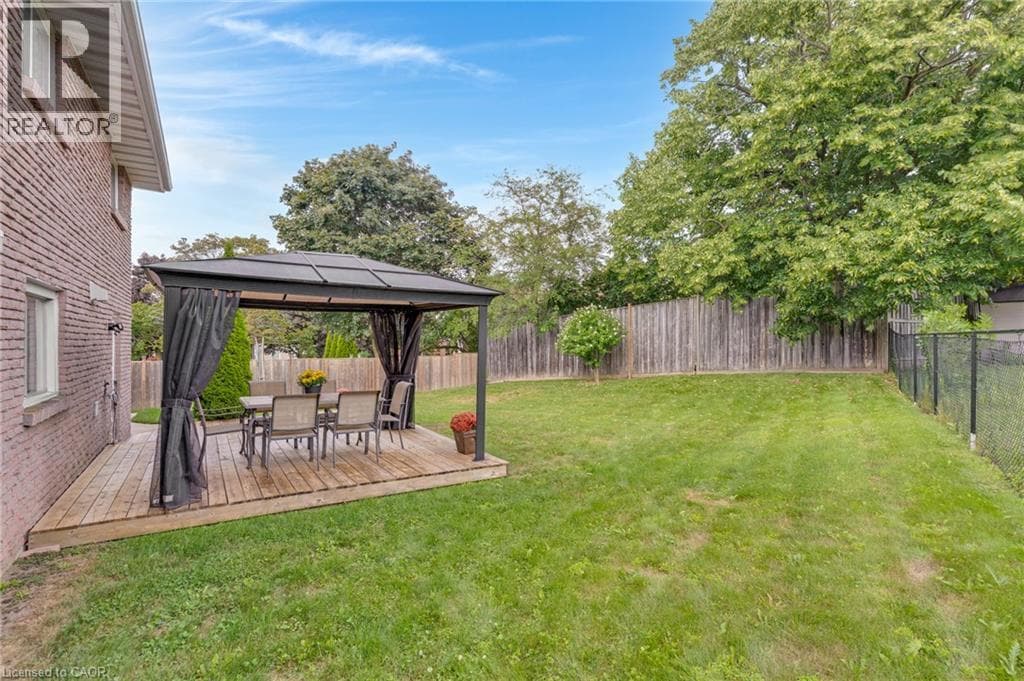 Detached for sale at 8 BLUE SPRUCE Court, Forest Heights, Kitchener, Ontario, photo 50