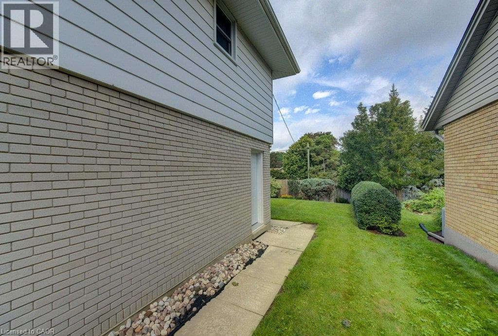Detached for sale at 204 STANLEY Drive, Uptown West, Waterloo, Ontario, photo 6