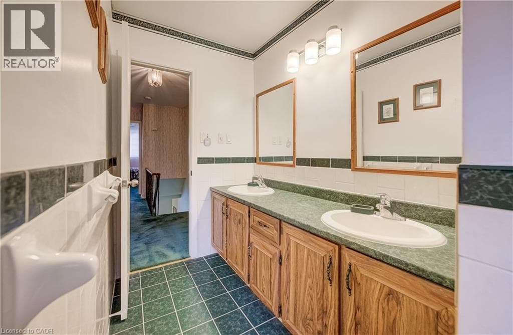 Detached for sale at 16 BONNYLYN Drive, Forest Hill, Kitchener, Ontario, photo 27