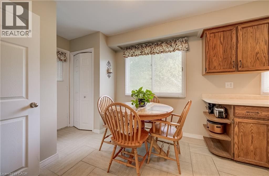 Detached for sale at 16 BONNYLYN Drive, Forest Hill, Kitchener, Ontario, photo 14