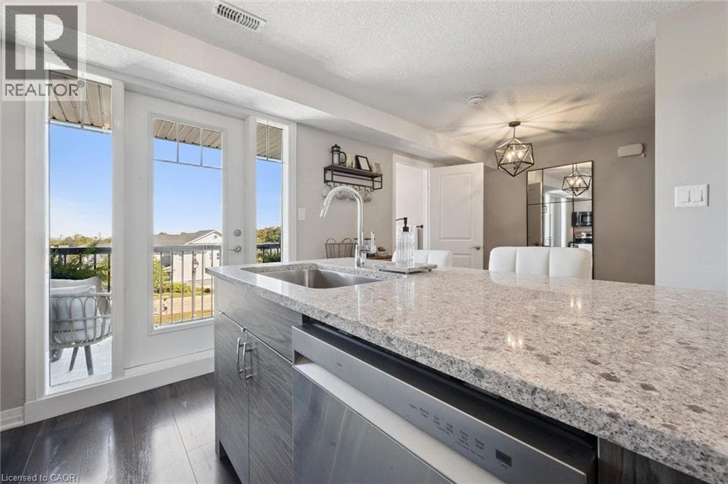 Townhouse for sale at 1989 S OTTAWA Street S Unit# 65E, Laurentian West, Kitchener, Ontario, photo 11