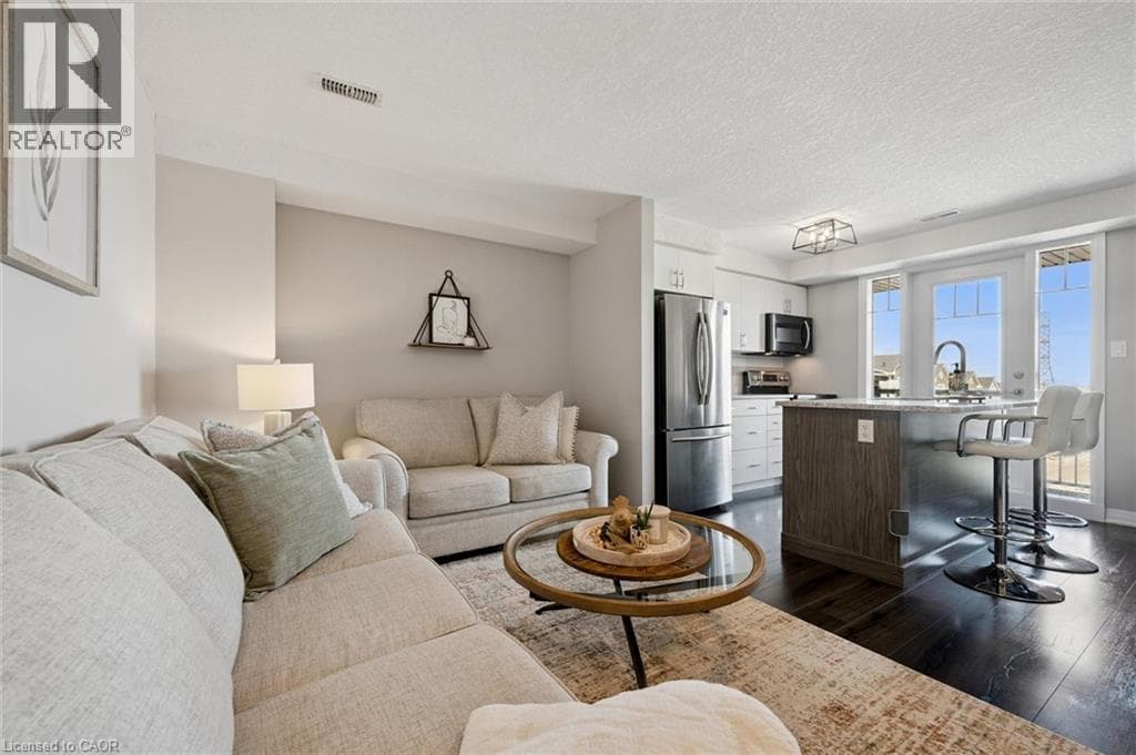 Townhouse for sale at 1989 S OTTAWA Street S Unit# 65E, Laurentian West, Kitchener, Ontario, photo 5