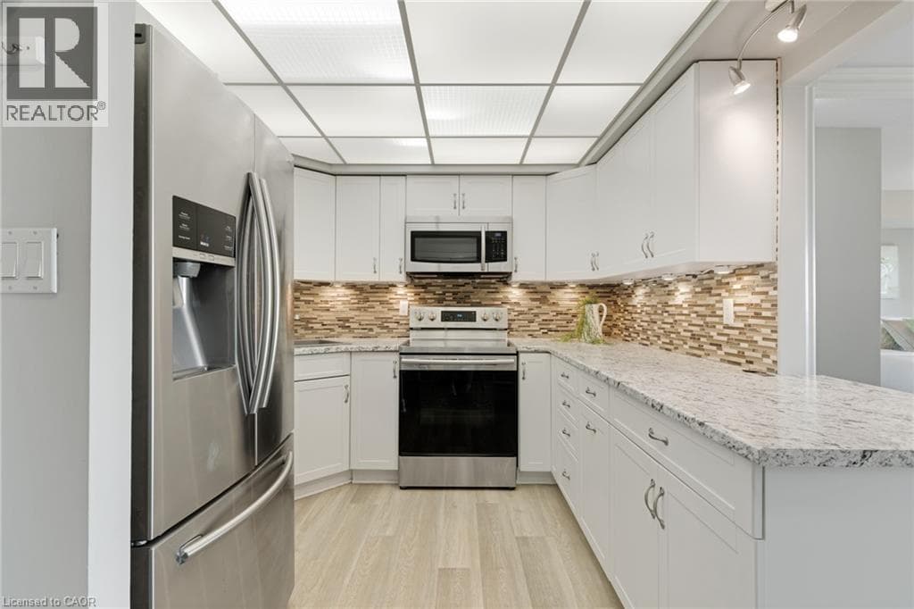 Apartment for sale at 237 KING Street W Unit# 402, Preston Heights, Cambridge, Ontario, photo 6
