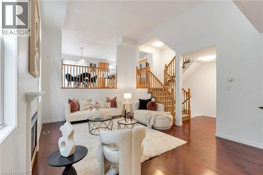Detached for sale at 756 KARLSFELD Road, Clair Hills, Waterloo, Ontario, photo 5