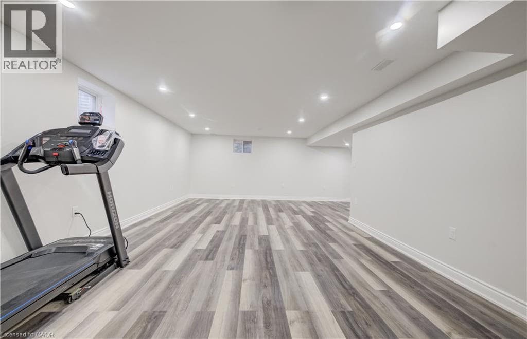 Detached for sale at 52 POINTER Street, Briardean, Cambridge, Ontario, photo 33