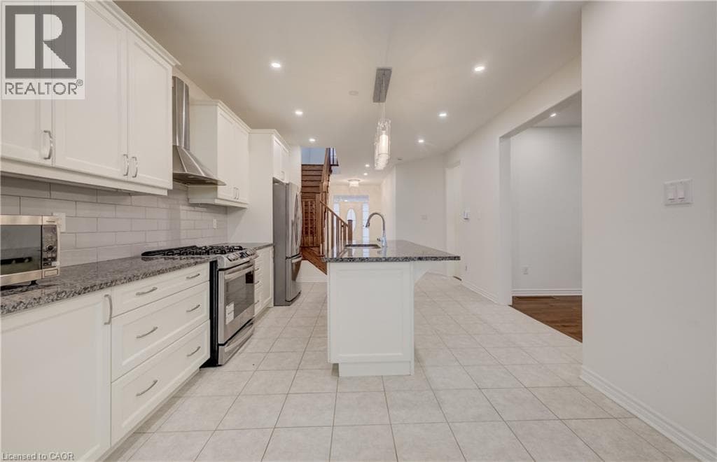 Detached for sale at 52 POINTER Street, Briardean, Cambridge, Ontario, photo 9