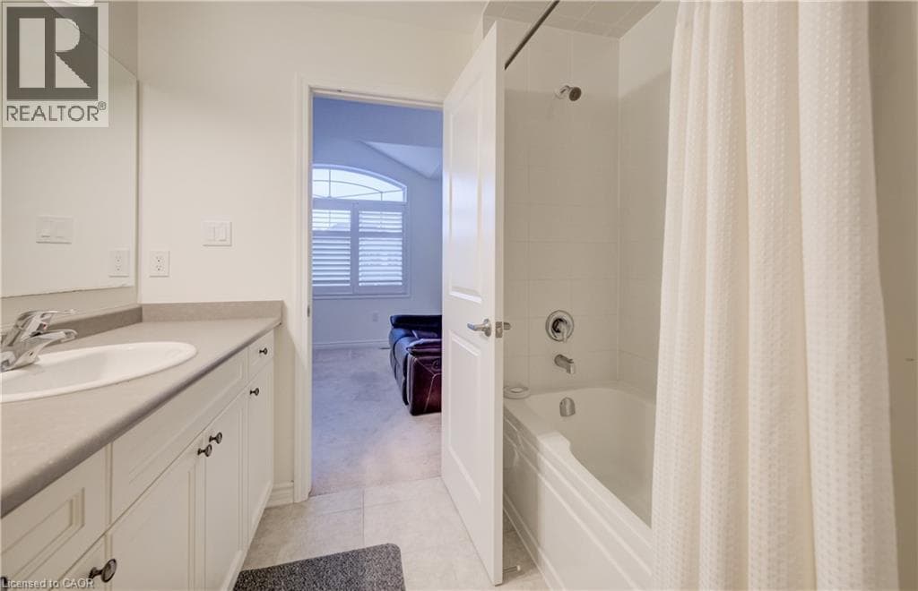 Detached for sale at 52 POINTER Street, Briardean, Cambridge, Ontario, photo 28