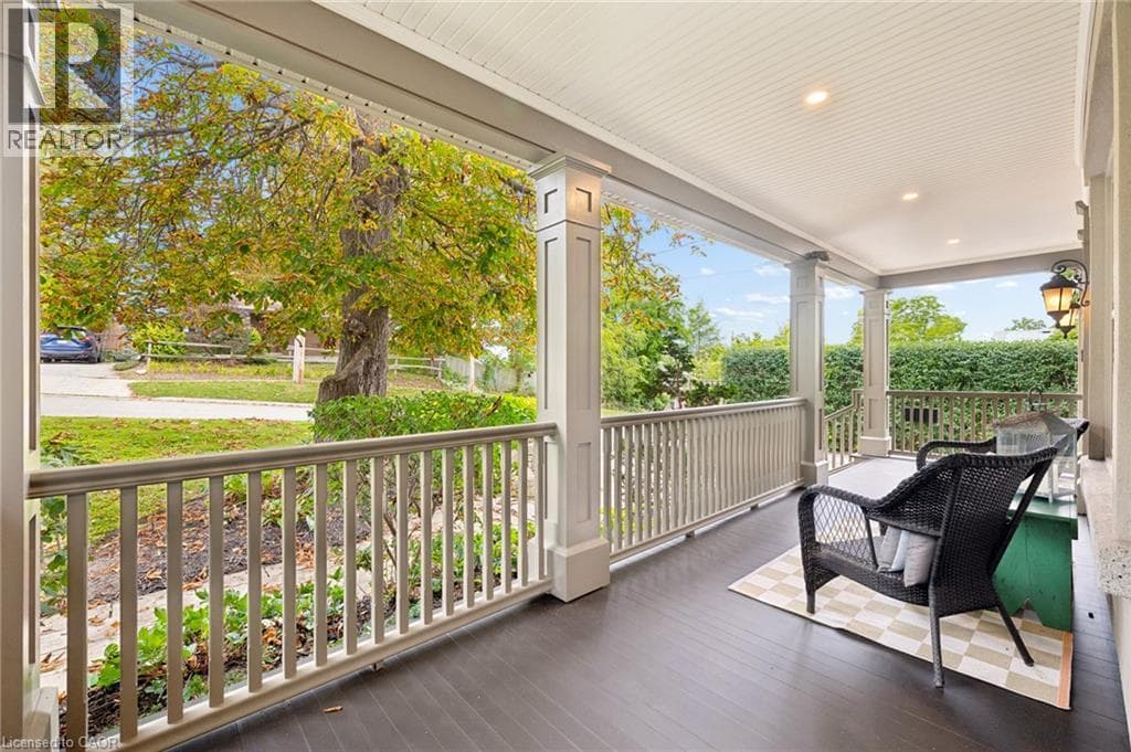 Detached for sale at 15 PANABAKER Street, Hillcrest, Cambridge, Ontario, photo 4