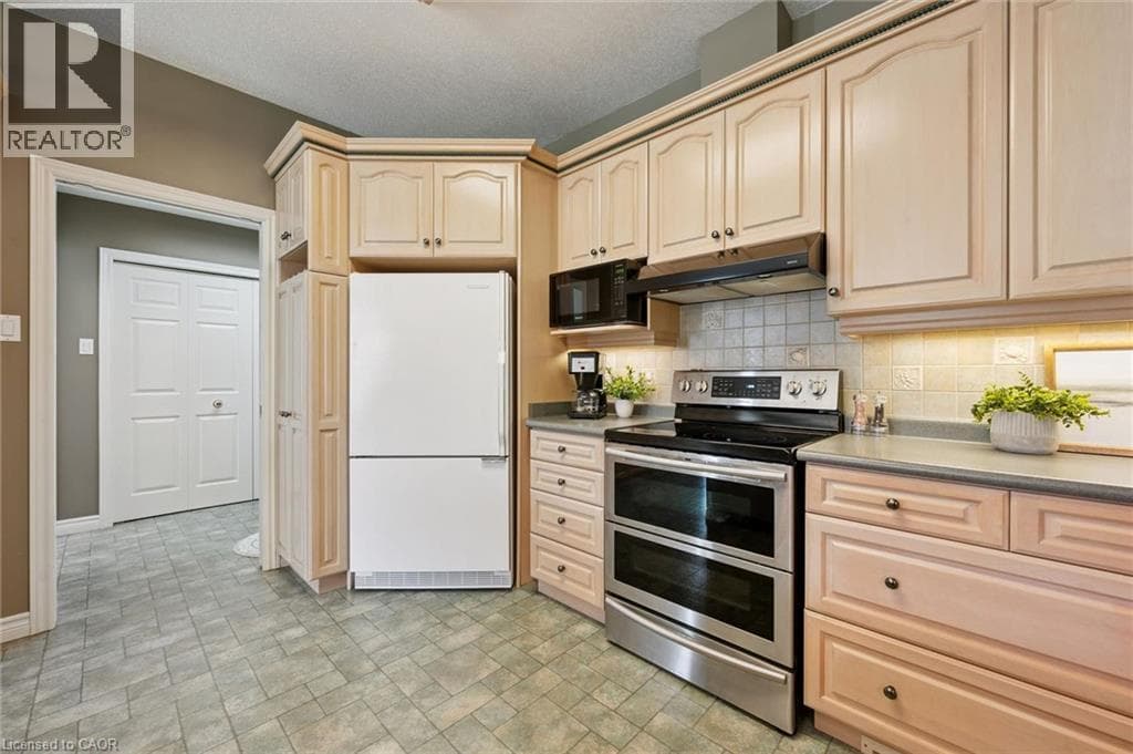 Detached for sale at 8 CHANCELLOR Drive, St. Clements, Wellesley, Ontario, photo 13
