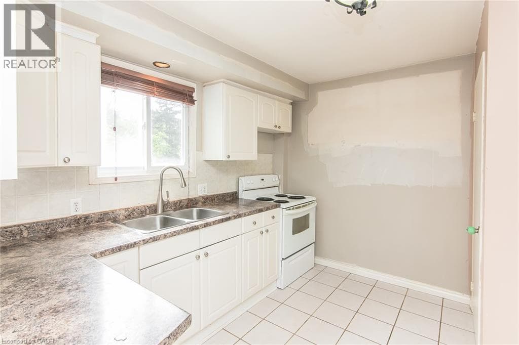 Semi-detached for sale at 157 OLD CARRIAGE Drive, Pioneer Park, Kitchener, Ontario, photo 11