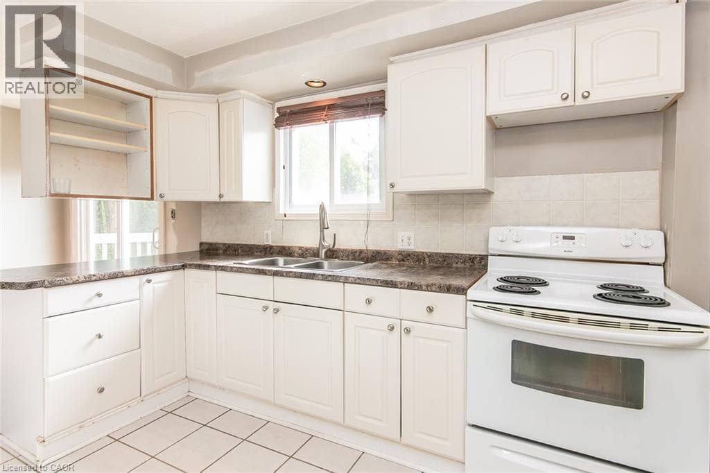 Semi-detached for sale at 157 OLD CARRIAGE Drive, Pioneer Park, Kitchener, Ontario, photo 13