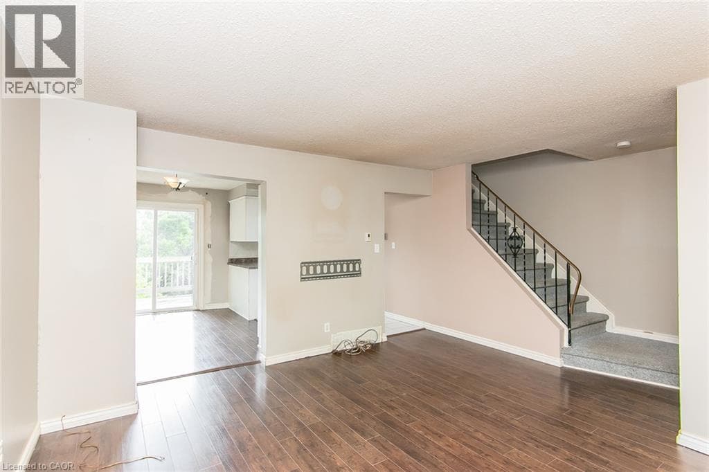 Semi-detached for sale at 157 OLD CARRIAGE Drive, Pioneer Park, Kitchener, Ontario, photo 9