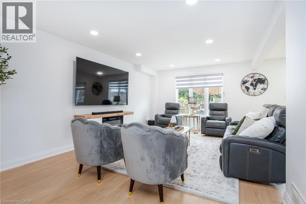 Detached for sale at 249 THEODORE SCHULER Boulevard, New Hamburg, Wilmot, Ontario, photo 9