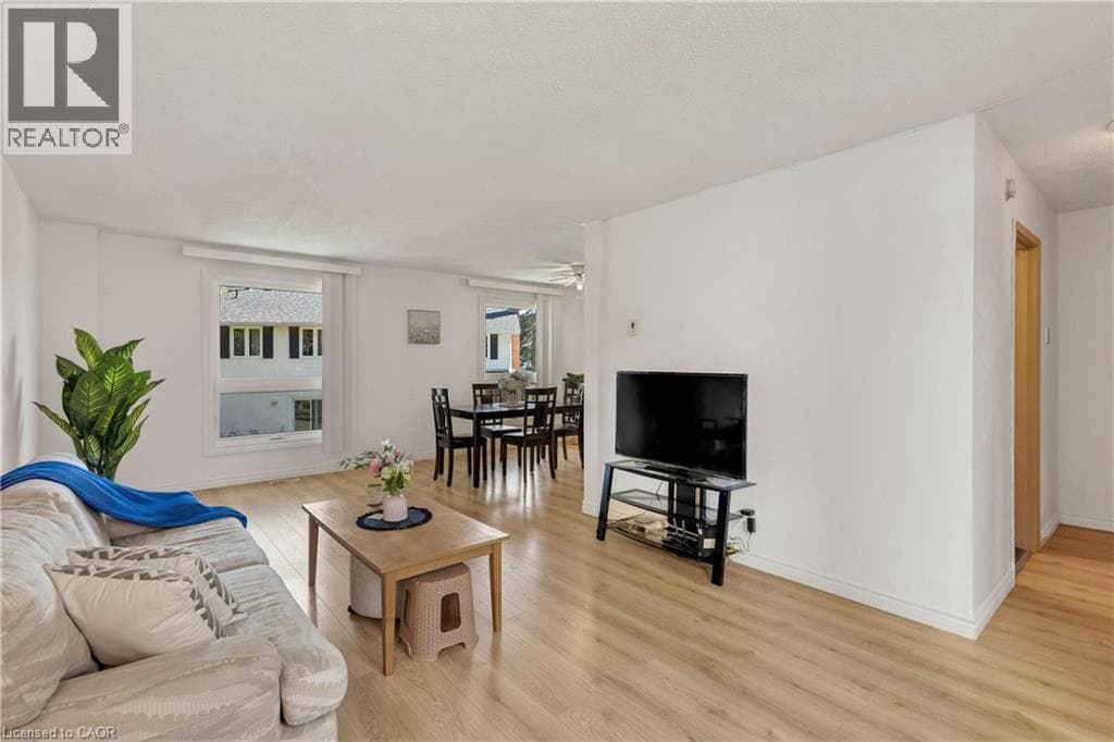 Townhouse for sale at 427 KEATS Way Unit# 2, Erb West, Waterloo, Ontario, photo 9