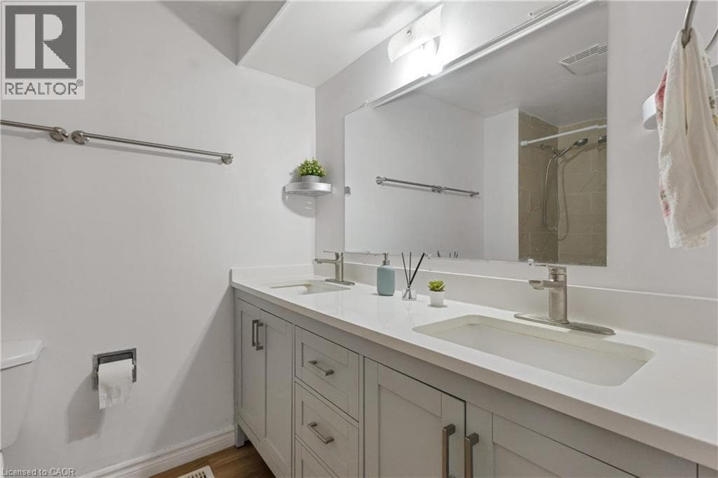 Townhouse for sale at 427 KEATS Way Unit# 2, Erb West, Waterloo, Ontario, photo 17
