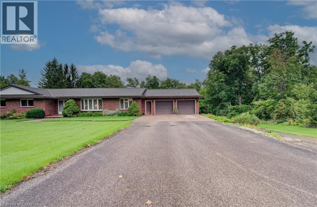 Detached for sale at 1177 PERTH Street, New Hamburg, Wilmot, Ontario, photo 2