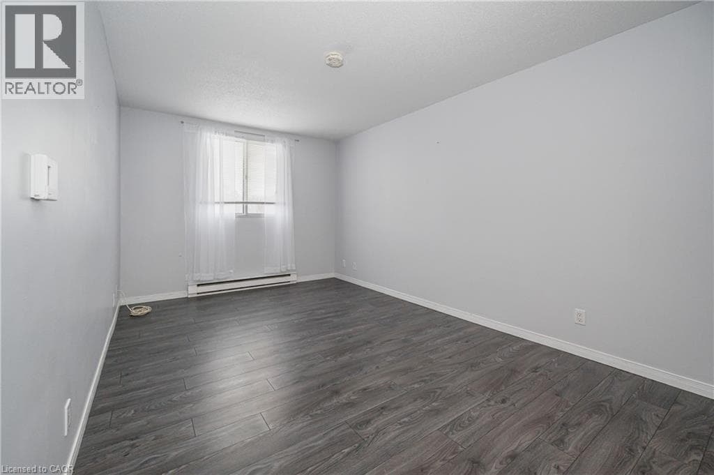 Apartment for sale at 18 HOLBORN Court Unit# 211, Stanley Park, Kitchener, Ontario, photo 13