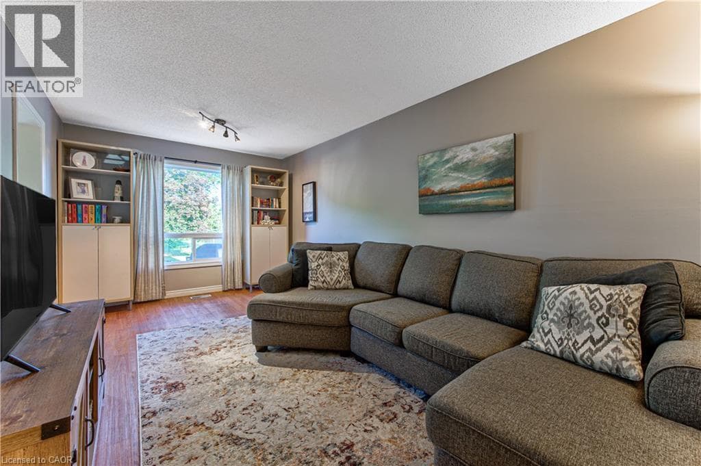 Detached for sale at 47 HILLTOP Drive, Ayr, North Dumfries, Ontario, photo 10