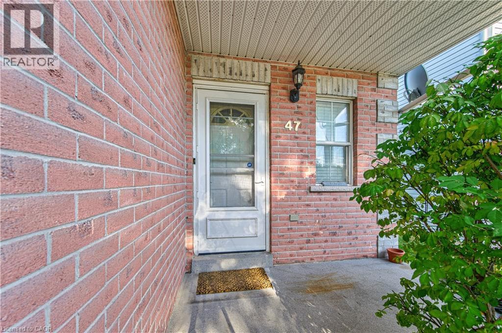Detached for sale at 47 HILLTOP Drive, Ayr, North Dumfries, Ontario, photo 4