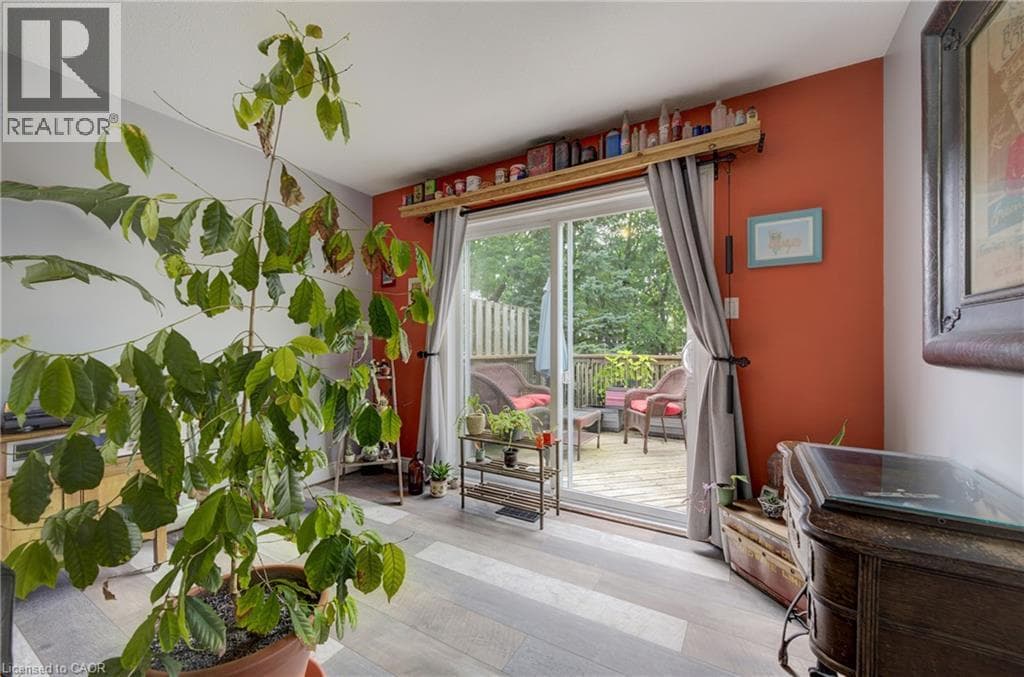 Semi-detached for sale at 124 QUEENSWAY Drive, St. Jacobs, Woolwich, Ontario, photo 14