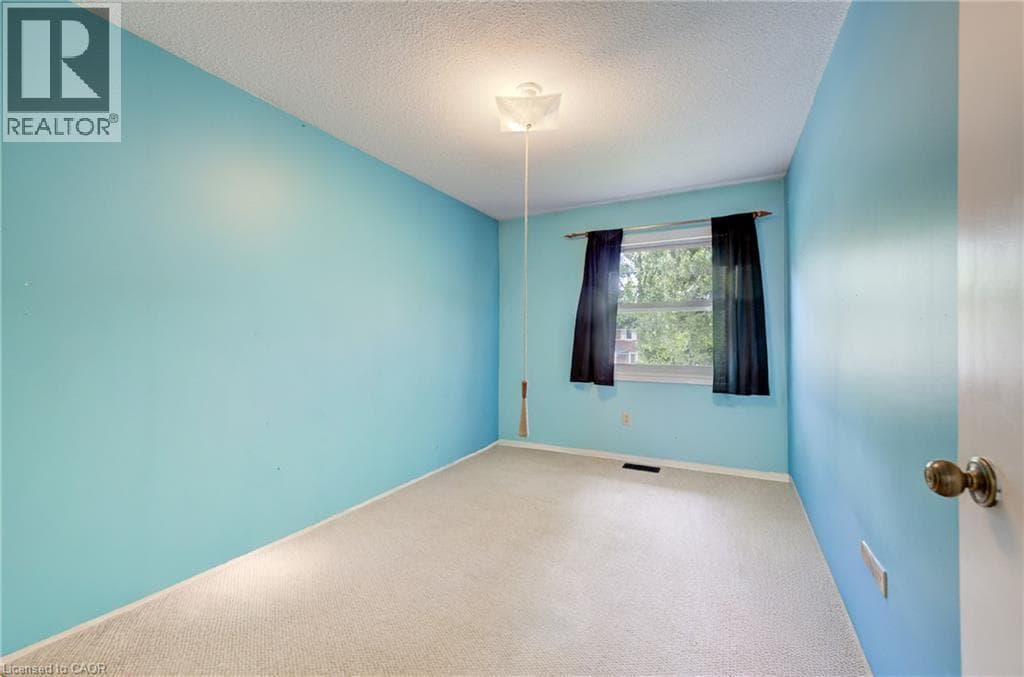 Semi-detached for sale at 124 QUEENSWAY Drive, St. Jacobs, Woolwich, Ontario, photo 17