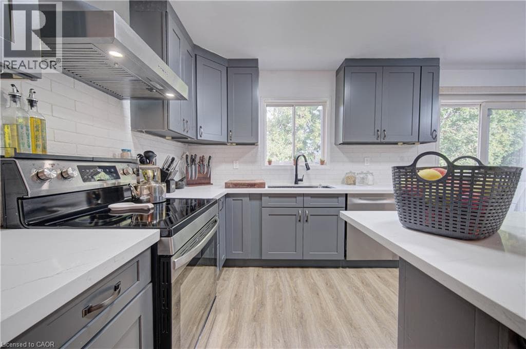 Detached for sale at 317 CHRISTOPHER Drive, Southview, Cambridge, Ontario, photo 11