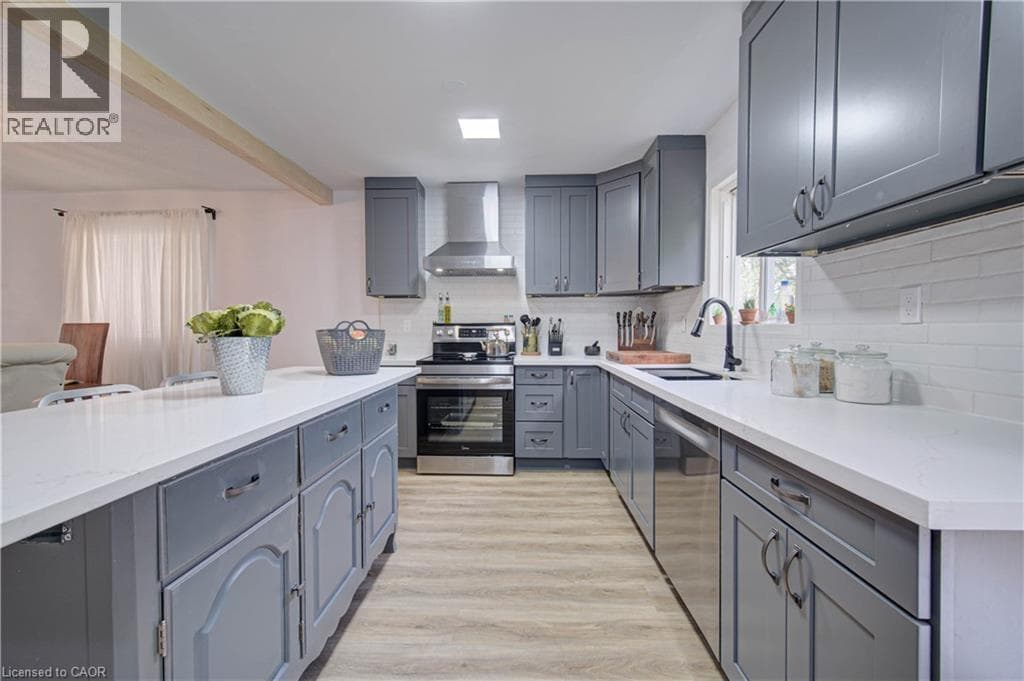Detached for sale at 317 CHRISTOPHER Drive, Southview, Cambridge, Ontario, photo 12