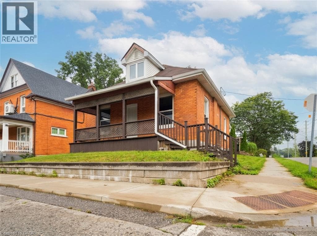Detached for sale at 157 DAWSON Street, Uptown West, Waterloo, Ontario, photo 2
