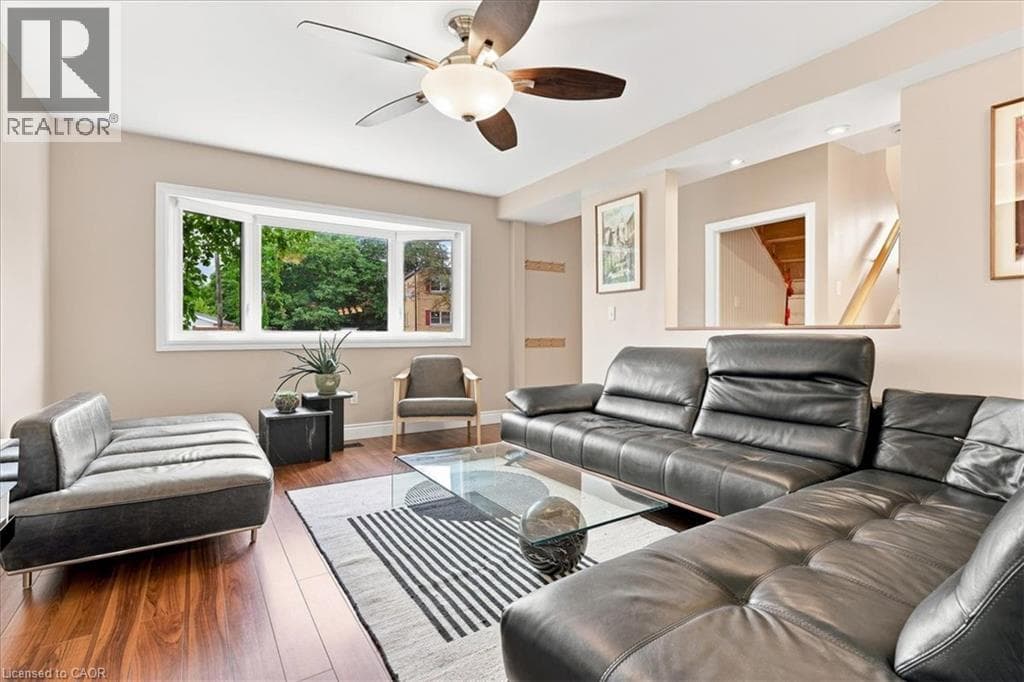 Detached for sale at 233 MANSION Street, Central Frederick, Kitchener, Ontario, photo 4