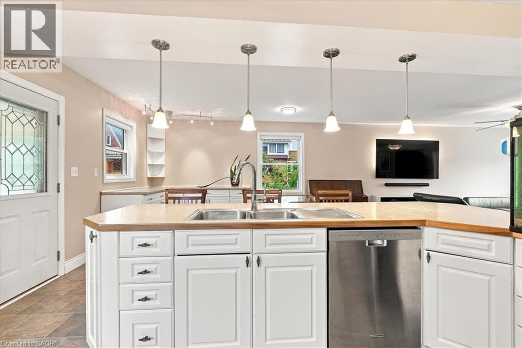 Detached for sale at 233 MANSION Street, Central Frederick, Kitchener, Ontario, photo 10