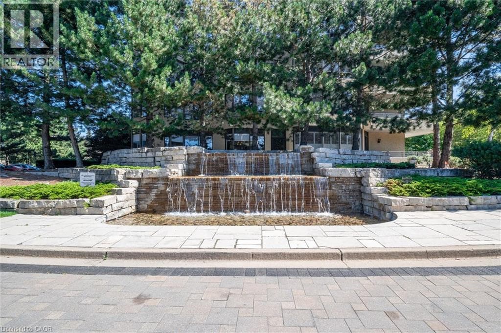 Apartment for sale at 6 WILLOW Street Unit# 602, Mary Allen, Waterloo, Ontario, photo 4