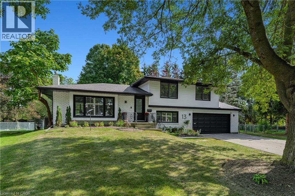 Detached for sale at 13 SOUTHWICK Place, University Downs, Waterloo, Ontario, photo 4