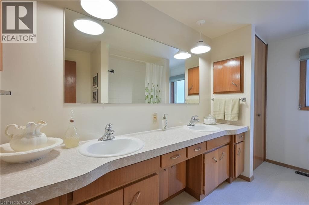 Detached for sale at 99 LORRAINE Avenue, Heritage Park, Kitchener, Ontario, photo 30