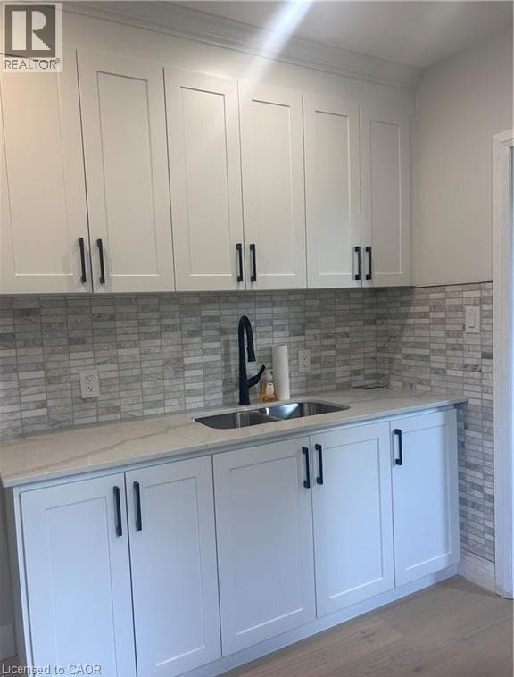 Detached for sale at 74 ST CLAIR Avenue, Southdale, Kitchener, Ontario, photo 5