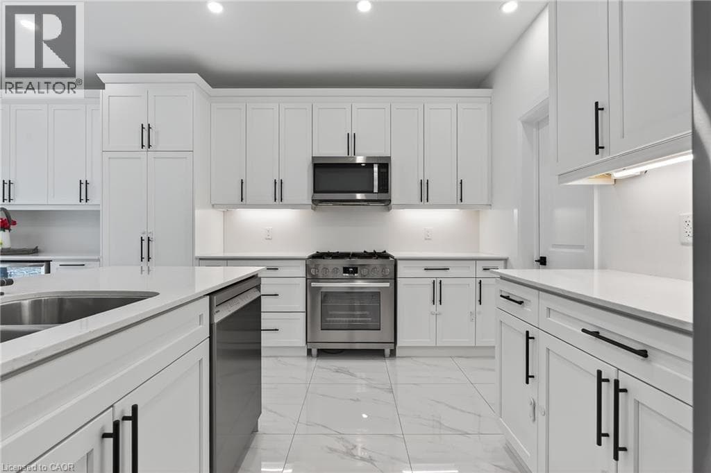 Detached for sale at 209 JEFFREY Place, Country Hills East, Kitchener, Ontario, photo 5
